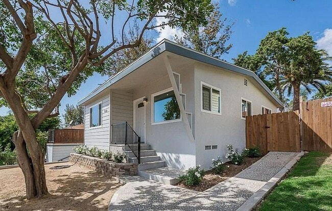 Building Photo - 7142-7144 Mohawk St