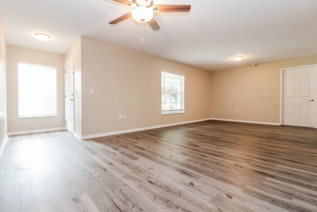 Building Photo - 2305 Unity Village Dr