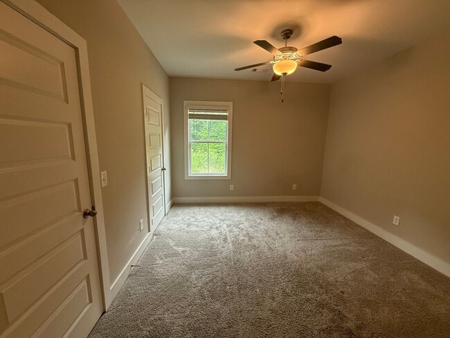 Photo - 630 Village Dr Townhome