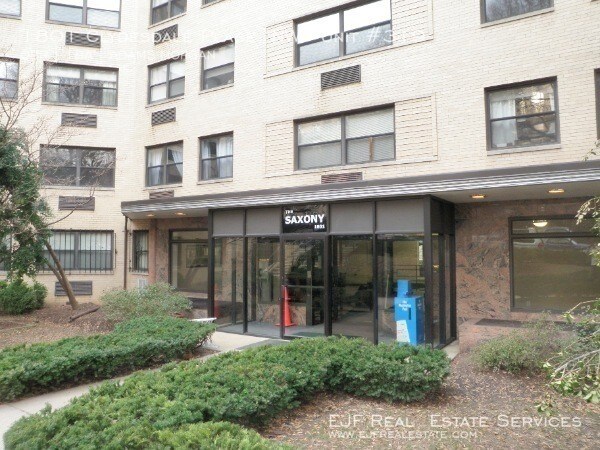 Foto principal - 1801 Clydesdale Pl NW
