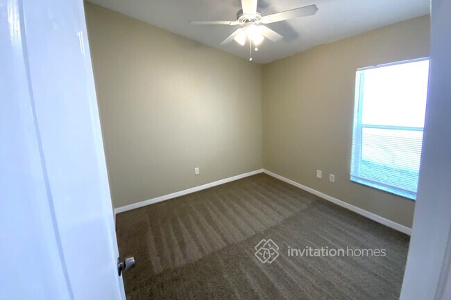 Foto del edificio - 15403 Peach Stone Pl