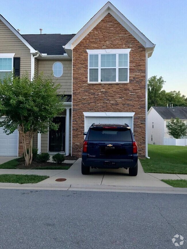 321 MarDon Hills Ct, WinstonSalem, NC 27104 Townhome Rentals in