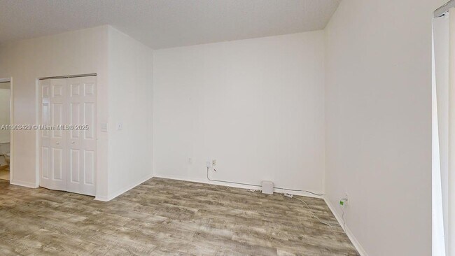 Foto del edificio - 2217 SE 23rd Ave