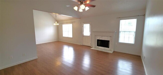 Building Photo - 89 Savannah Ln