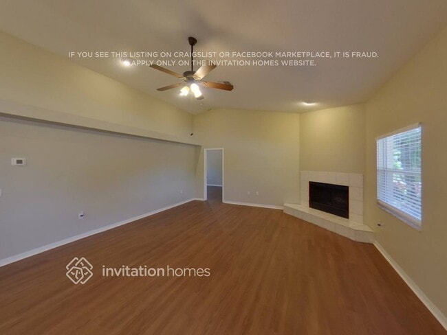 Building Photo - 194 Vermont Ave