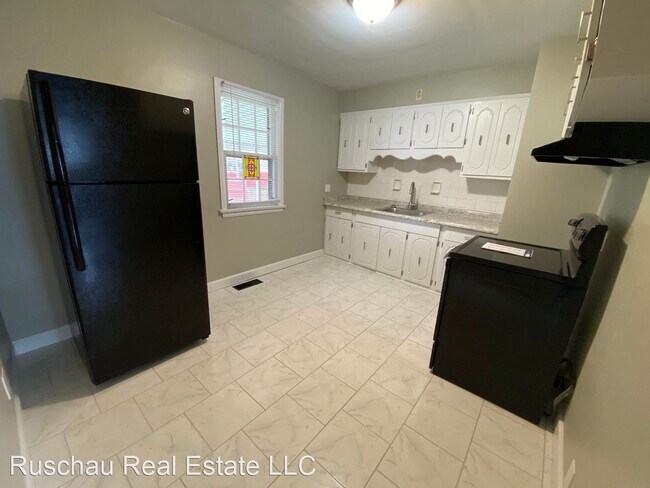 Building Photo - 2 br, 1 bath House - 67 Thorpe Drive