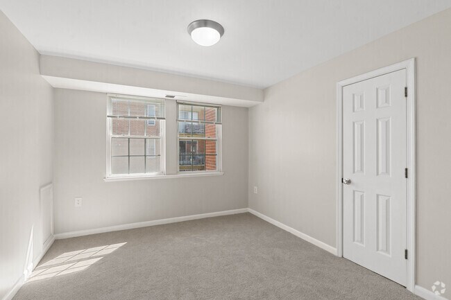 2 habitaciones, 1 baño - 685 pies cuadrados - Dormitorio - Fairlawn Marshall
