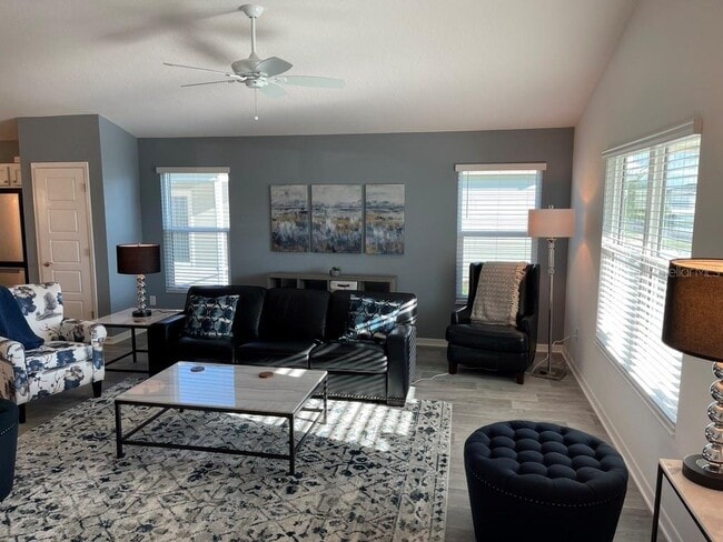 Building Photo - 6131 Skinner St