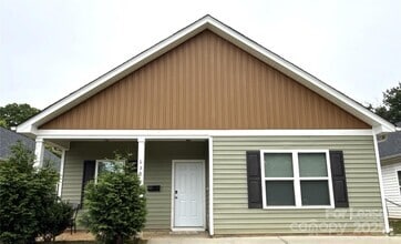 Building Photo - 635 Northway Dr
