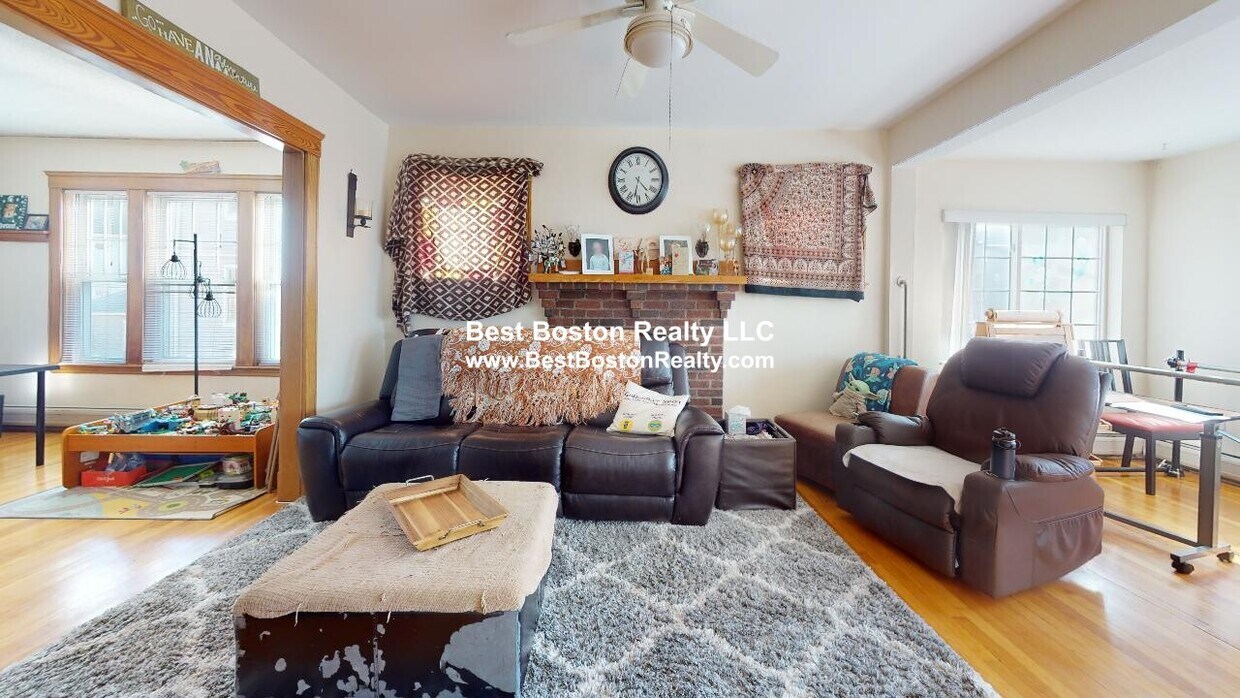 40 Egerton Rd Unit 1, Arlington, MA 02474 Condo for Rent in Arlington