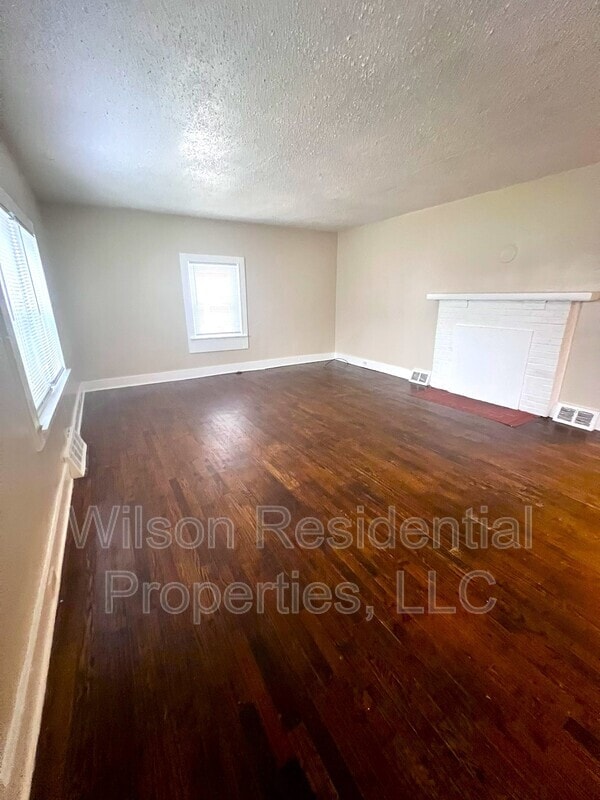 Photo - 230 Polo Rd Apartment