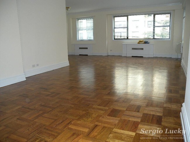 Foto del edificio - 200 E 71st St