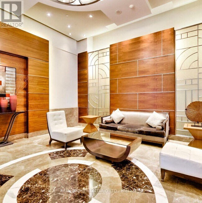 Photo du bâtiment - 761 Bay St.