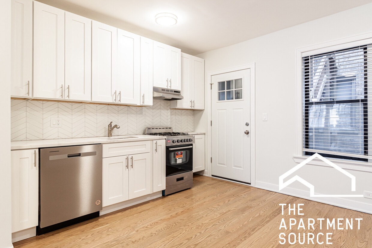 Foto principal - 4500 N Ashland Ave