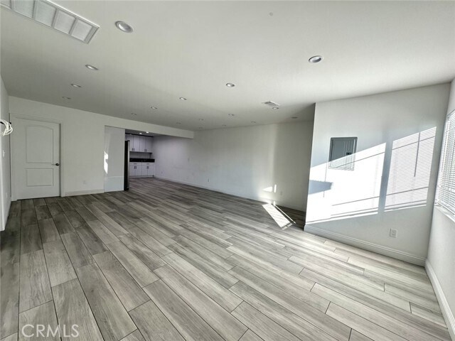 Foto del edificio - 8226 Webb Ave