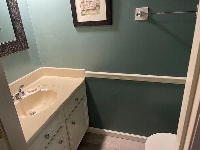 Foto del edificio - 3140 Burke Mill Ct