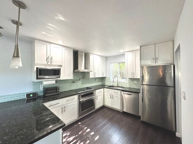 Foto del edificio - 1280 NE 38th St