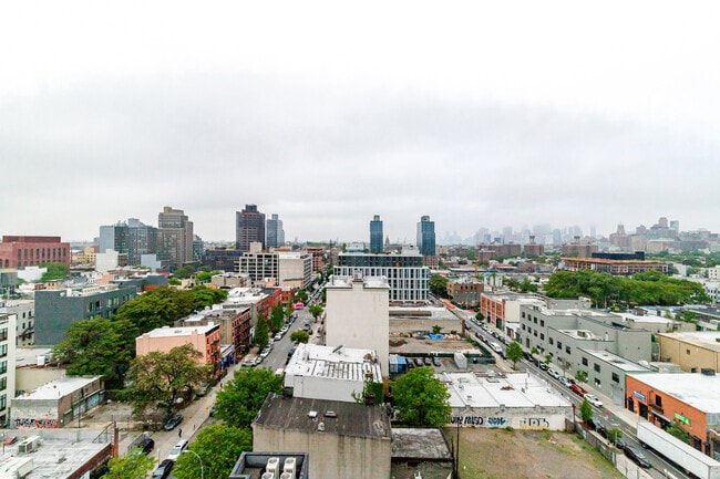 Foto del edificio - 655 Union St