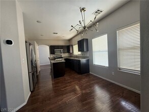 Building Photo - 1541 Dusty Canyon St