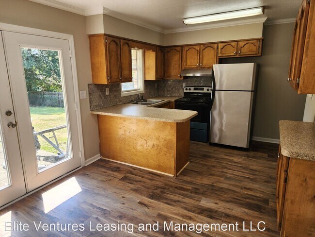 Building Photo - 3 br, 1 bath House - 5022 Dodd Drive