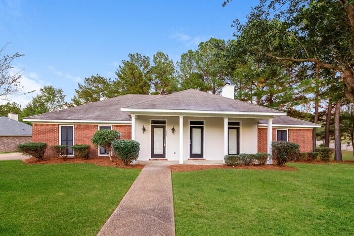 Foto principal - 414 West Pl