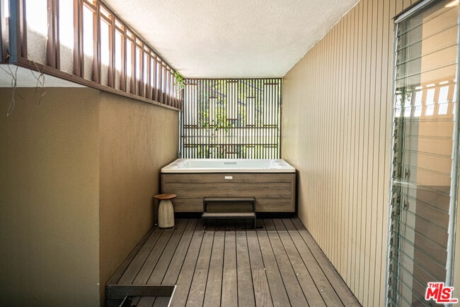 Foto del edificio - 8895 Appian Way