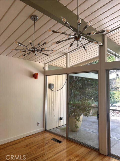 Foto del edificio - 3307 Ledgewood Dr