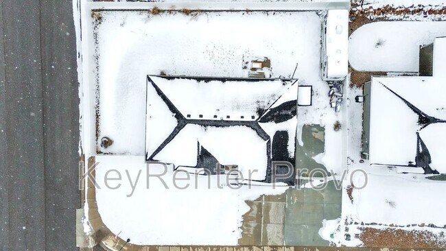 Foto del edificio - 1226 N 150 E