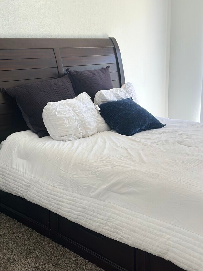 Foto del edificio - 1962 Beverly Ave