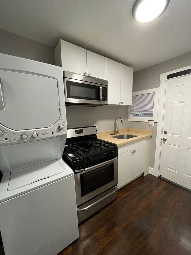 Foto del edificio - 854 36th St