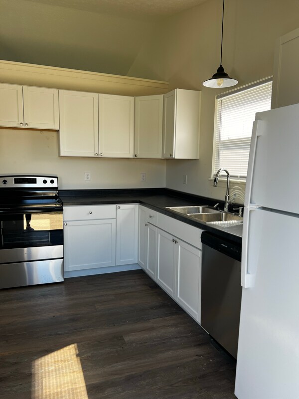 Foto del edificio - 122 Detchon Ct