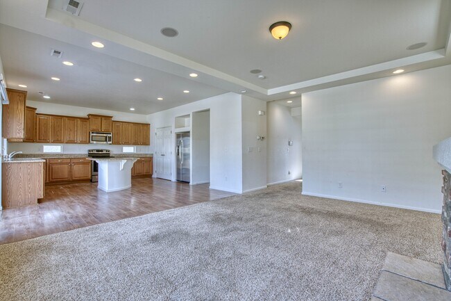 Kitchen/Living Room - 270 Pear Lake Way