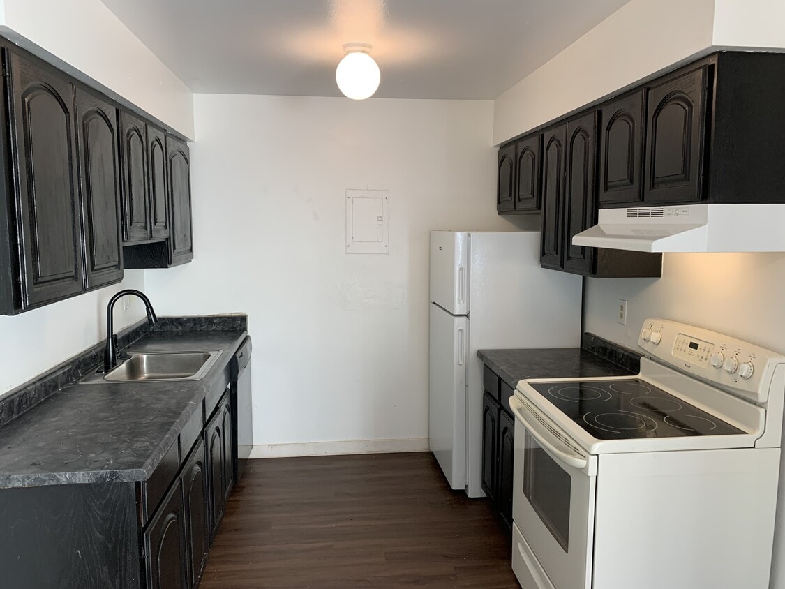 Photo - 9380 W 49th Ave (Wheat Ridge, CO)