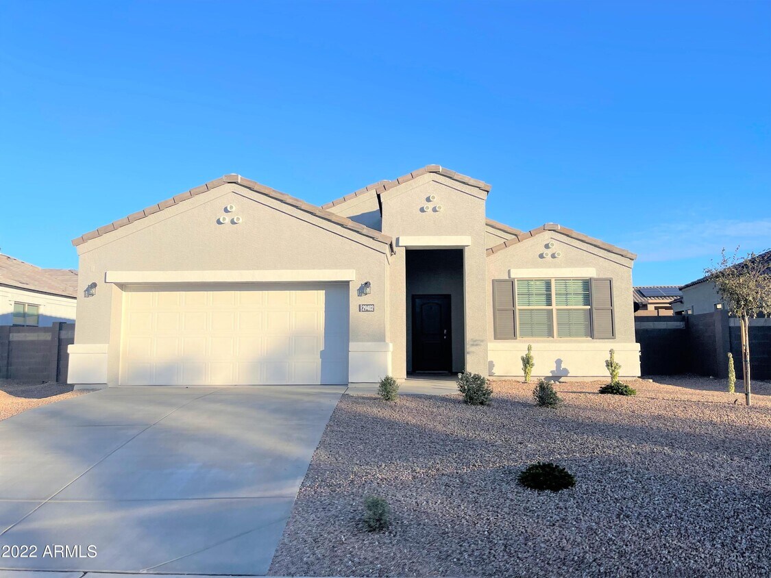 Foto principal - 29402 W Mitchell Ave