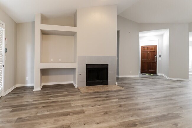 Foto del edificio - 2608 Hill Street Cove
