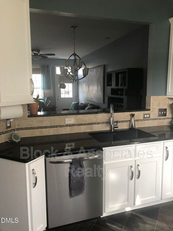 Foto del edificio - 603 Knightsborough Way