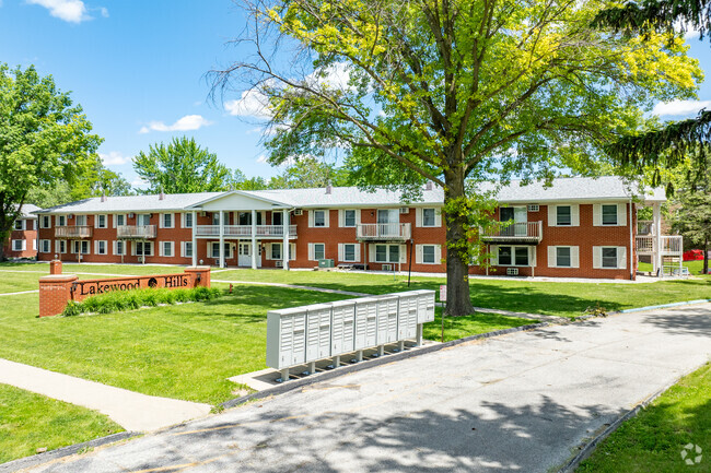 Alternate Exterior - Lakewood Hills Apartments