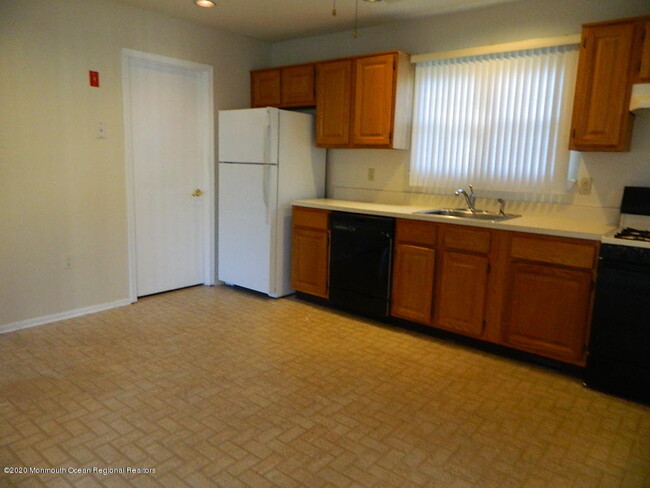 Foto del edificio - 32 Ivy Ridge Close