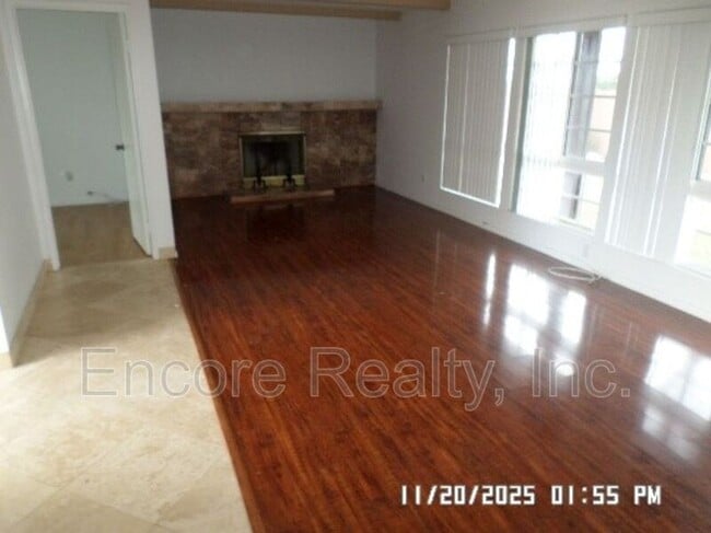 Foto del edificio - 539 Hibiscus Ct