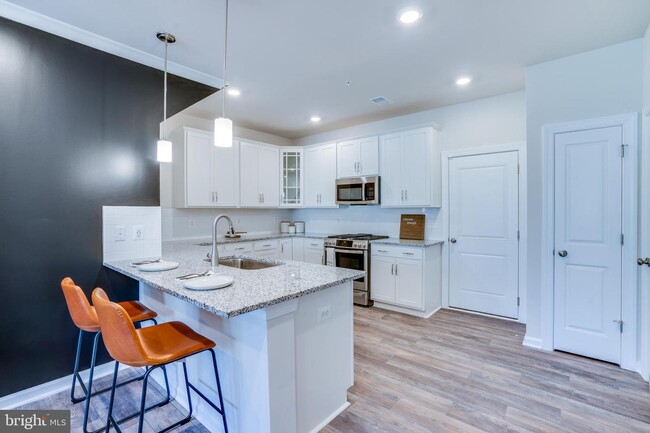 Foto del edificio - 14955 River Walk Way