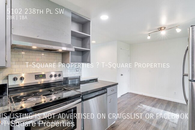 Building Photo - 2 br, 1 bath House - 5102 238th Place SW