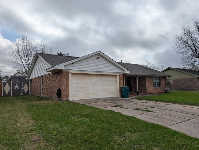 Building Photo - 1605 Ruella Ln