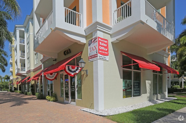 Building Photo - The Moorings at Lantana