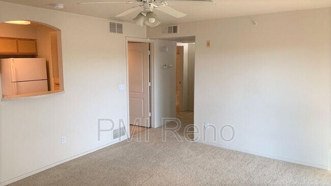 Building Photo - 6850 Sharlands Ave