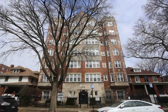 Building Photo - 1608 W Sherwin #104, Chicago, IL 60626