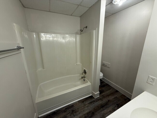 Foto del edificio - 206 Olliff St