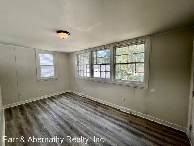 Building Photo - 2 br, 1 bath House - 1411 Central Ave