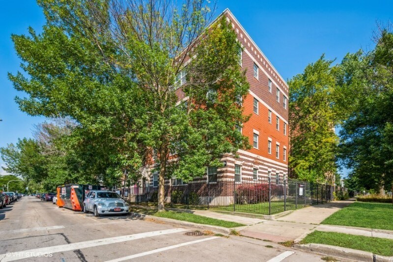 Foto principal - 6156 S Kenwood Ave