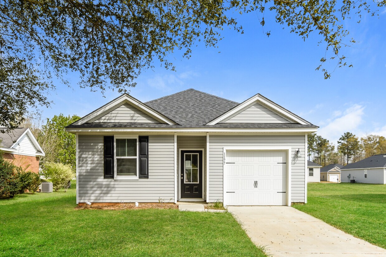 Primary Photo - 1177 Warrens Way, Manning, SC