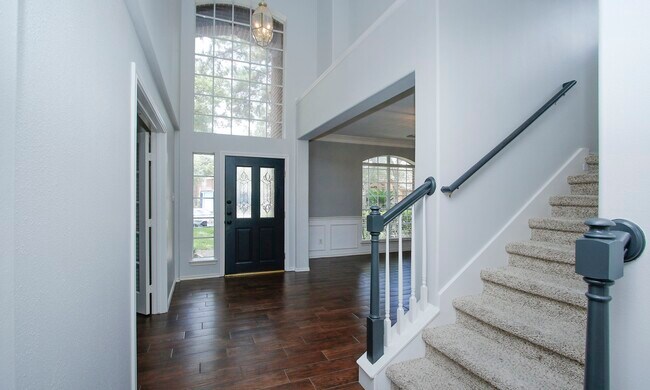 Foto del edificio - 10314 Cliff Haven Ct